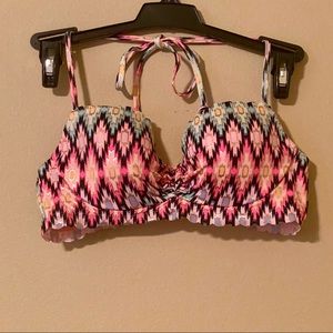 Victoria’s Secret the getaway halter warm ikat 32b